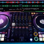 چگونه دی جی شویم | دی جی کیست | نقش و وظایف یک DJ خوب