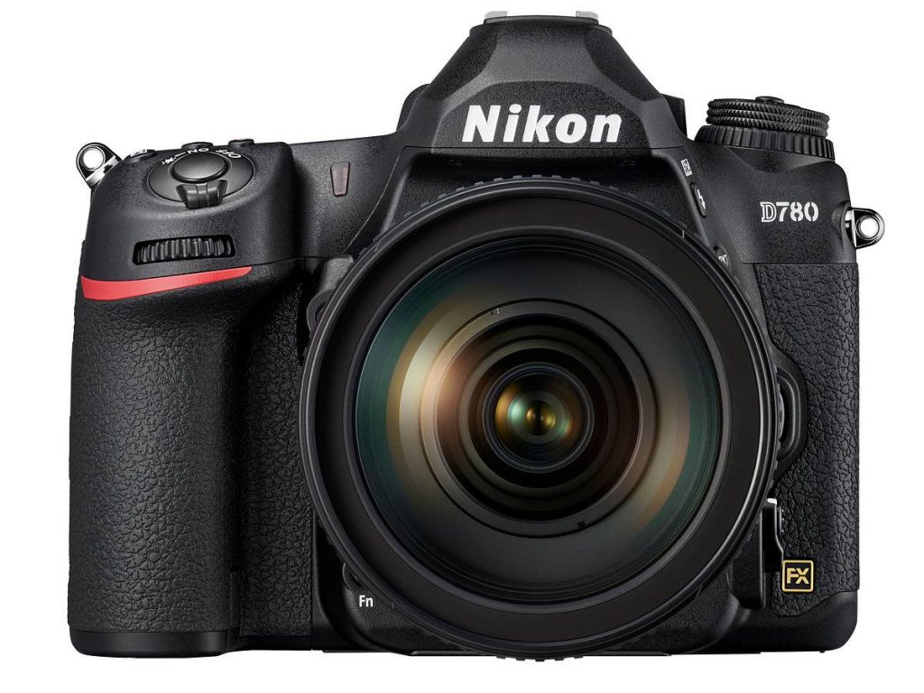 دوربین Nikon D780
