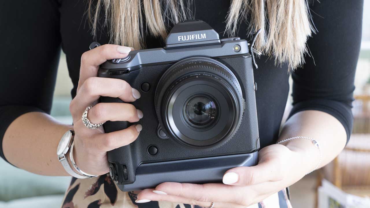 دوربین Fujifilm GFX 100