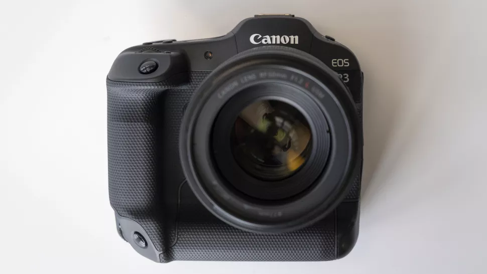 دوربین Canon EOS R3