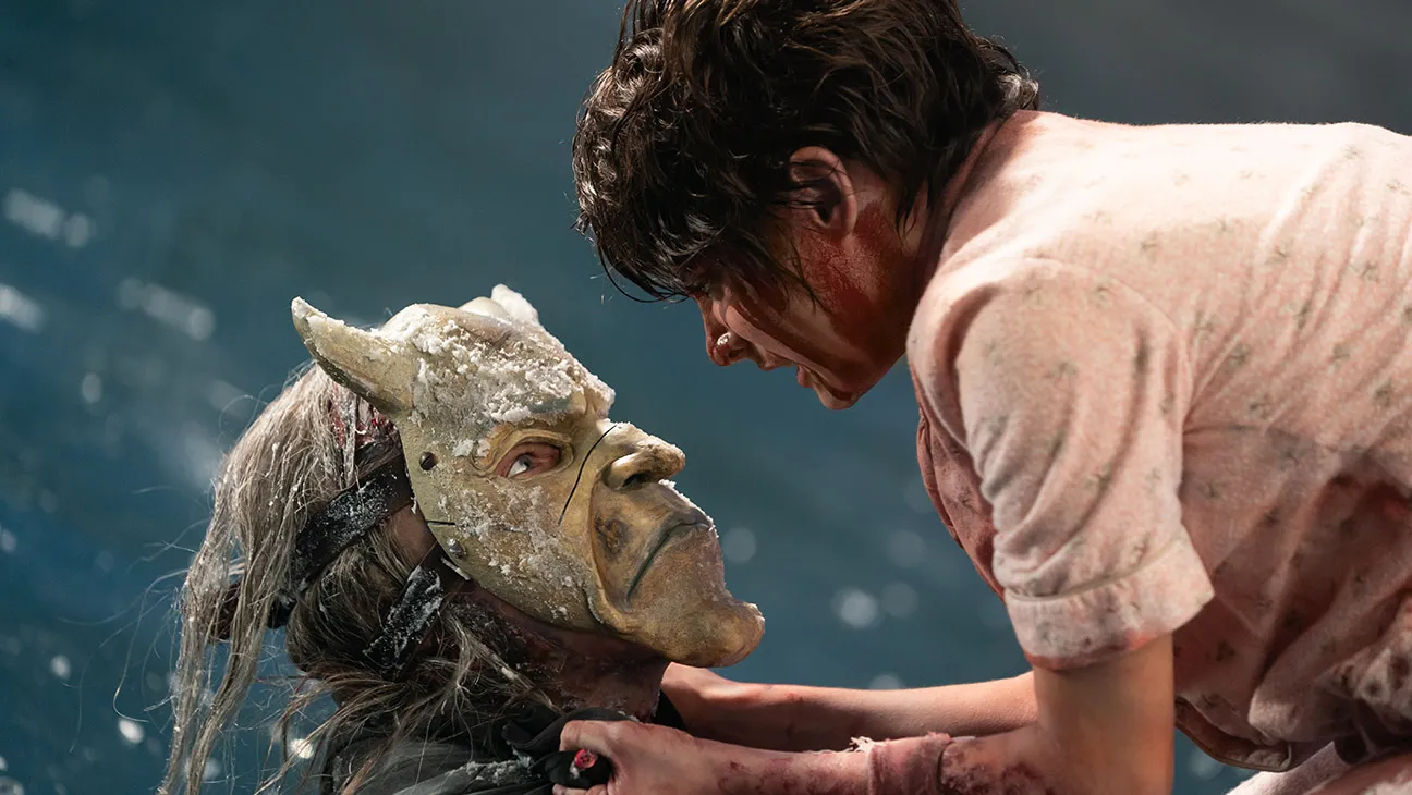 فیلم تلفن سیاه 2:ترسی که از گور برمیخیزه! آیا ارزش داره؟ 3 فیلم تلفن سیاه 2