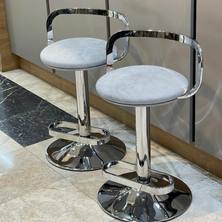 راهنمای انتخاب صندلی اپن؛ از دکوراسیون آشپزخانه تا فضای کافه 2 خرید صندلی اپن