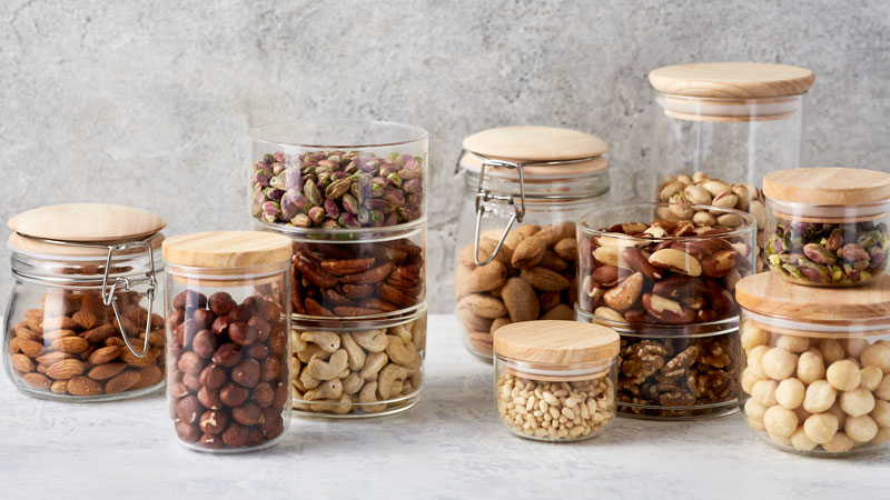 ترفندهای نگهداری آجیل عمده و خشکبار برای حفظ تازگی 2 نگهداری آجیل